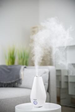 Beurer LB 37 air humidifier white; ultrasound humidification technology; 15 aroma pads; clianing