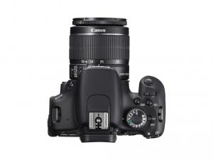 Canon EOS 600D + EF-s 18-55 IS II + Transcend 8GB microSDHC (1 adapter - Class 10)