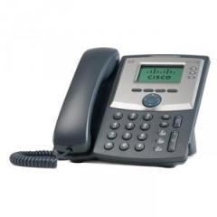 Cisco SPA 303 3-Line IP Phone with Display and PC Port - Bundle 4 phones + Cisco SF110D-05 5-Port